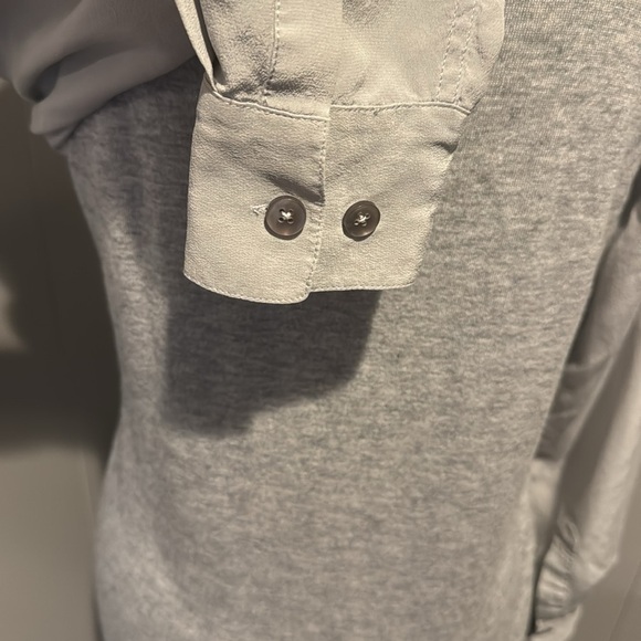 Joie gray silk cuffed sleeve nylon/rayon/wool/cashmere body crewneck sweater. Sm - Picture 5 of 7